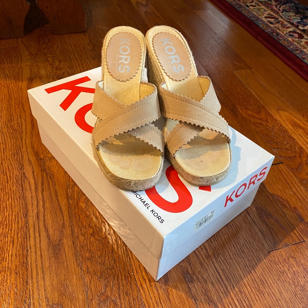 Michael Kors Layla Natural Nubuck